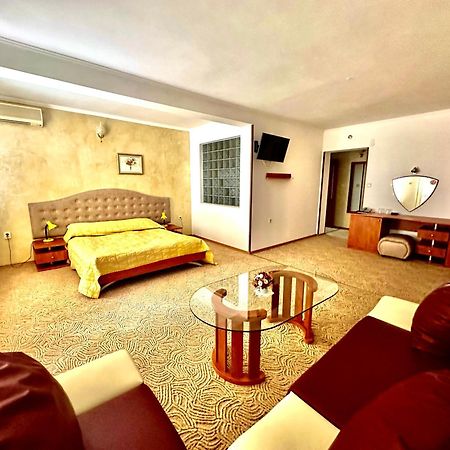 Family Hotel The Golden Fish Σωζόπολη Εξωτερικό φωτογραφία