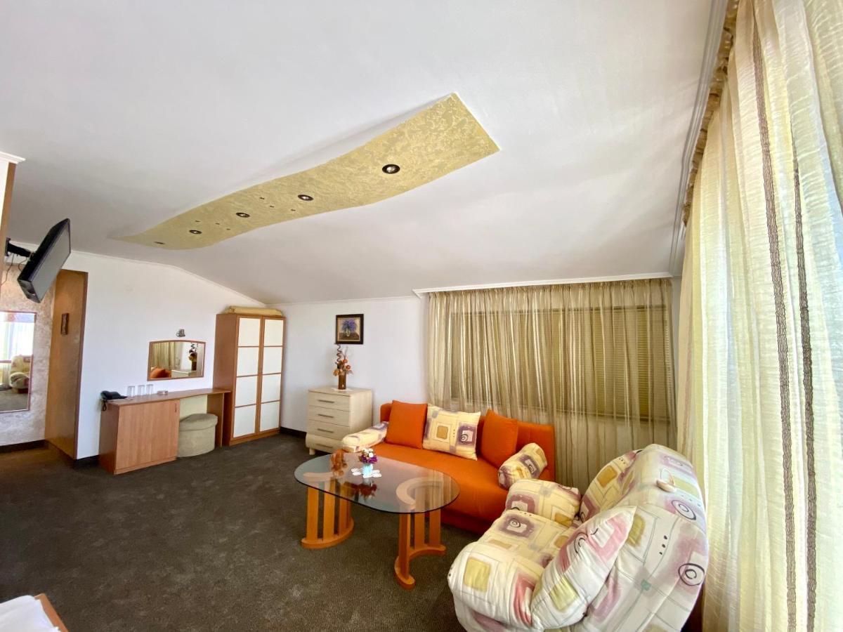 Family Hotel The Golden Fish Σωζόπολη Εξωτερικό φωτογραφία