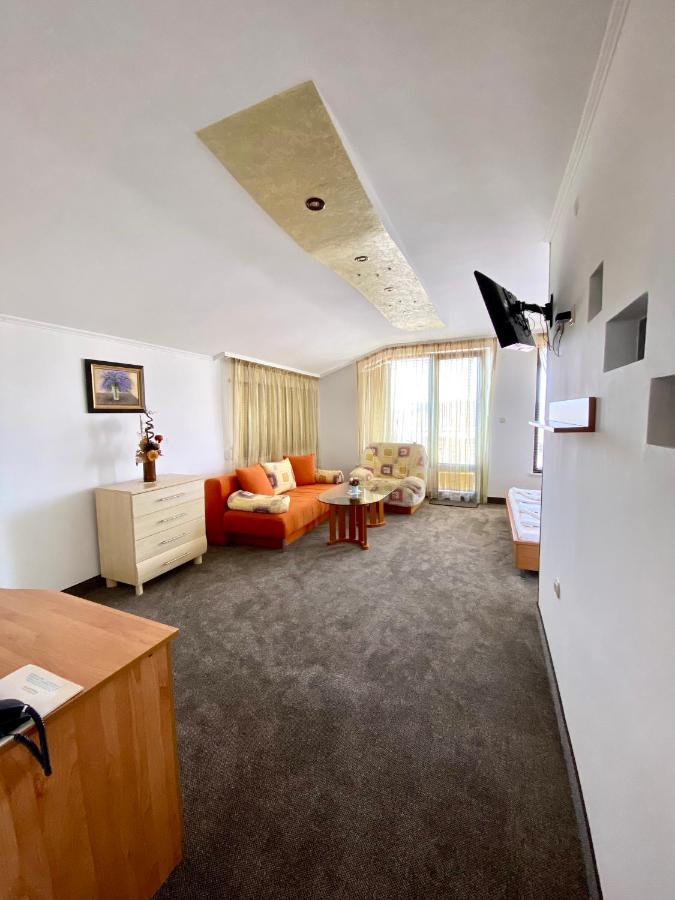 Family Hotel The Golden Fish Σωζόπολη Εξωτερικό φωτογραφία
