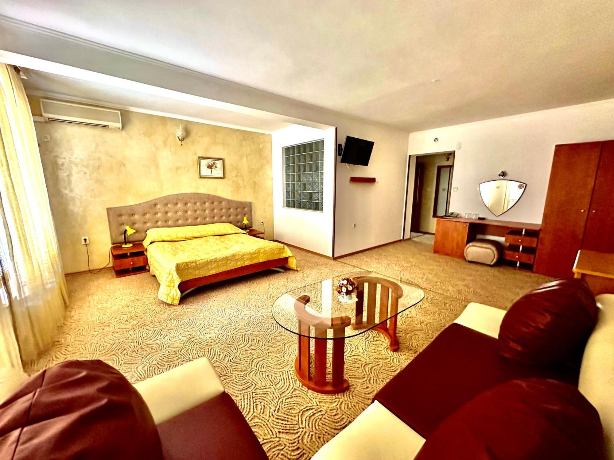 Family Hotel The Golden Fish Σωζόπολη Εξωτερικό φωτογραφία